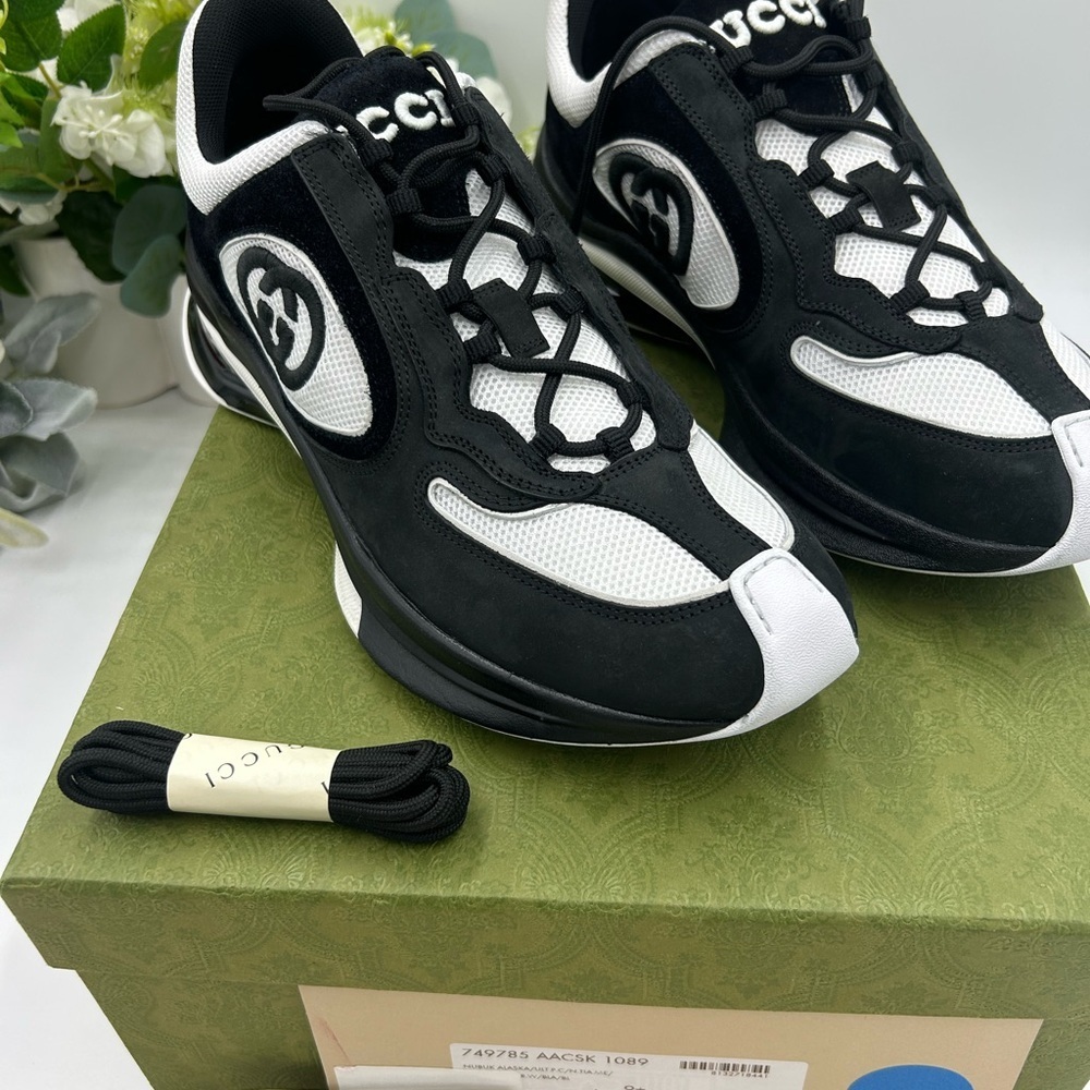 Mens Gucci GG run sneakers black suede size 9.5 made in Italy - Picture 2 of 11